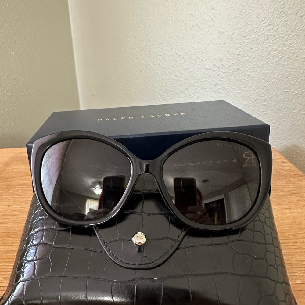 Ralph Lauren Black Classic Sunglasses with UV Protection